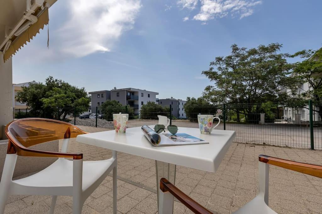 Brotis - Studioapartment - Makarska Exklusiv Promajna Exterior photo